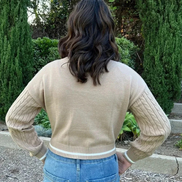 Cardigan Sweater Cable Knit Oversized Boxy Cropped Khaki Brown Long Sleeve Cozy - Picture 4 of 8